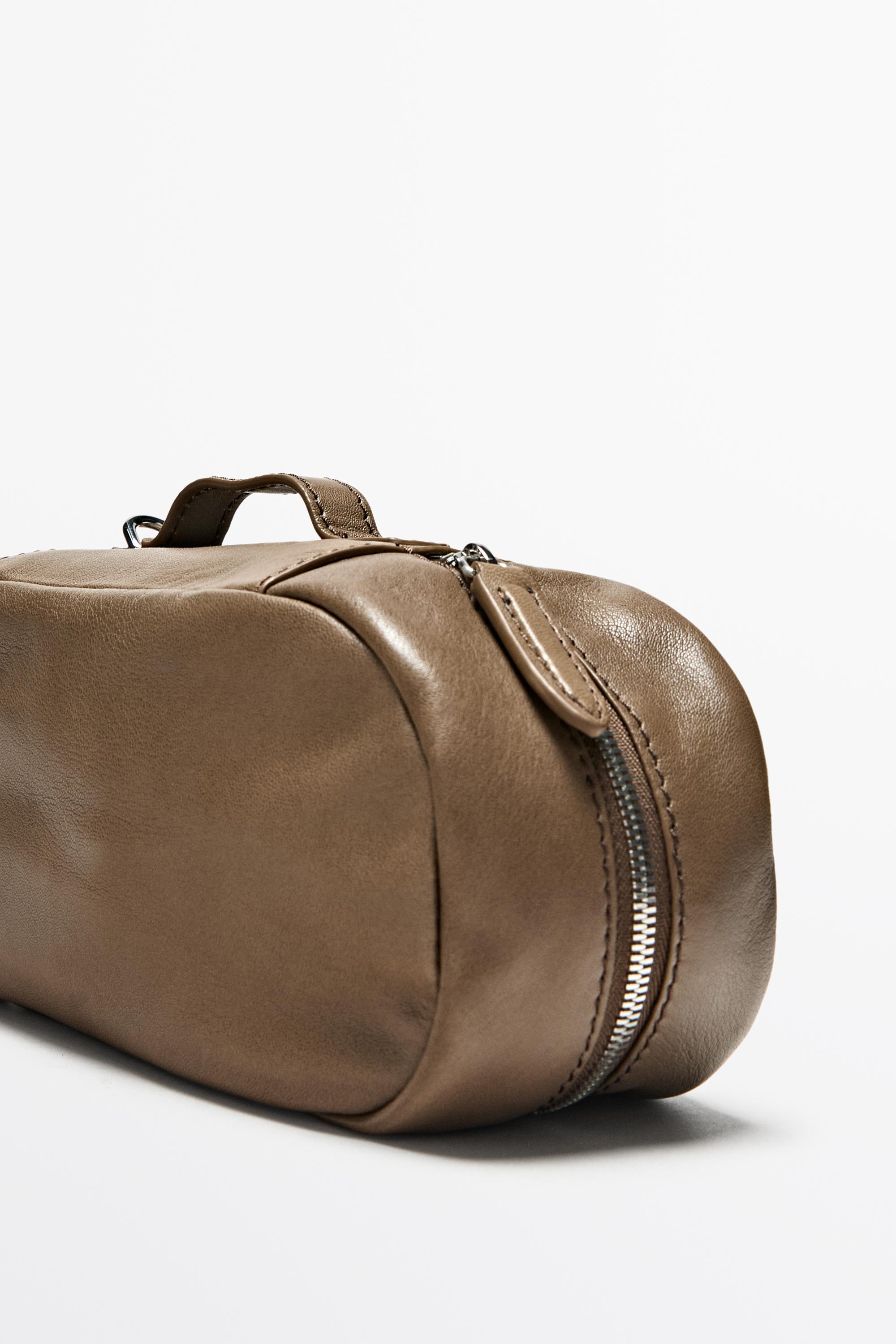 Nappa leather oval toiletry bag